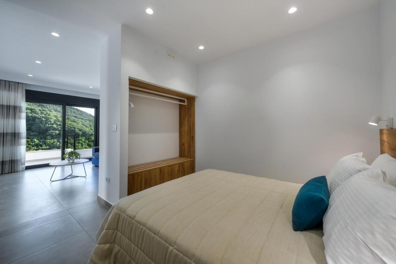 Suites Of Happiness Parga Exterior foto