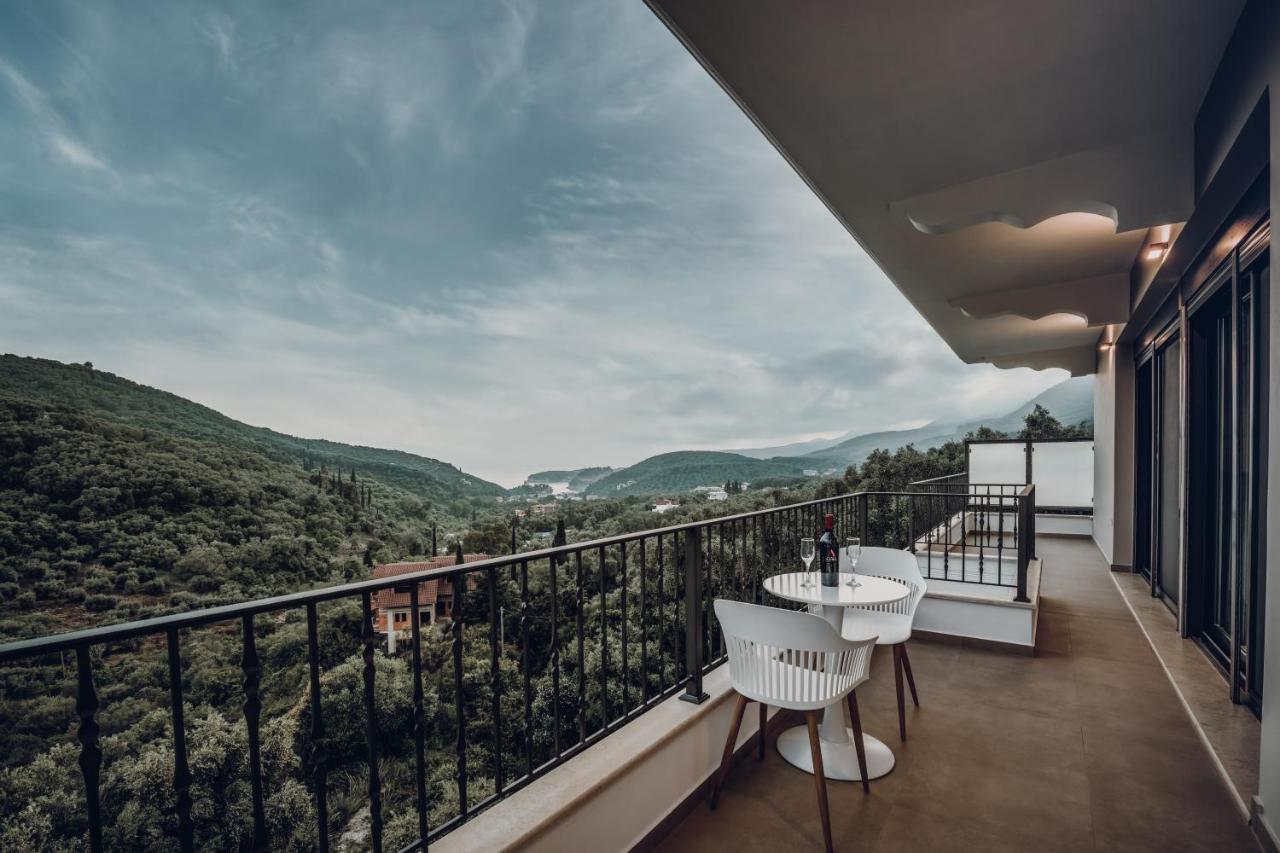 Suites Of Happiness Parga Exterior foto