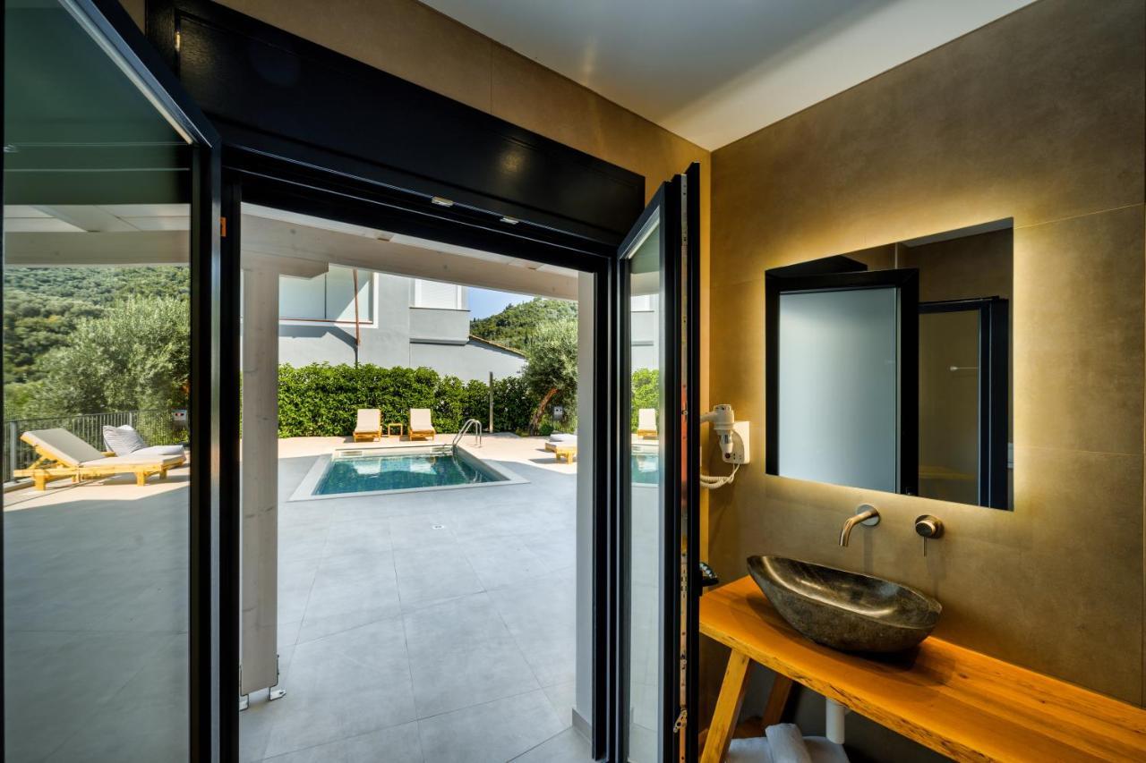Suites Of Happiness Parga Exterior foto