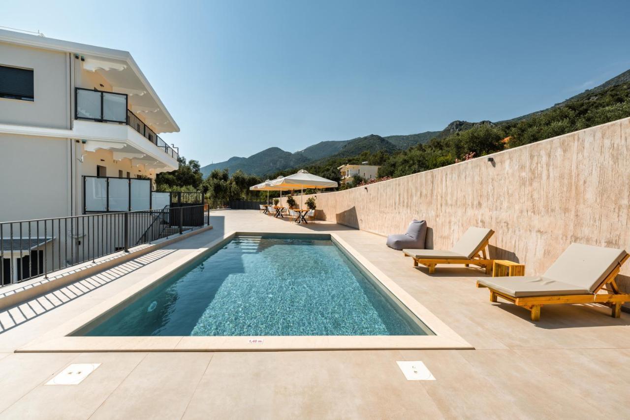 Suites Of Happiness Parga Exterior foto